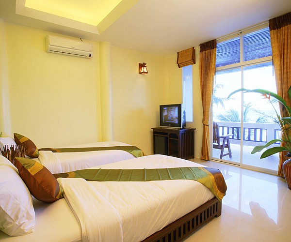 Superior Hotel (Double/Twin)