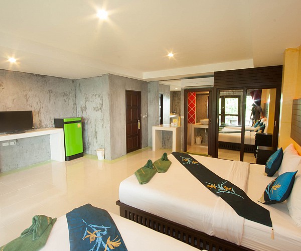 Triple Room