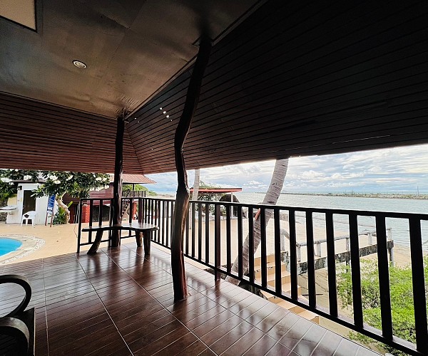 Seaview Bungalow With Kitchen