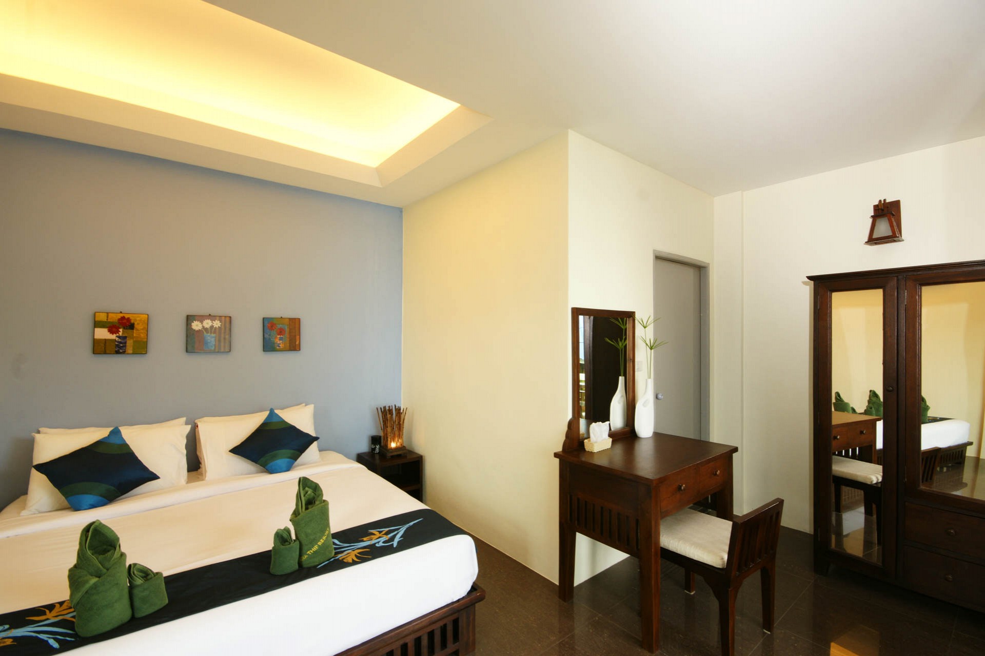 Superior Hotel (Double/Twin)